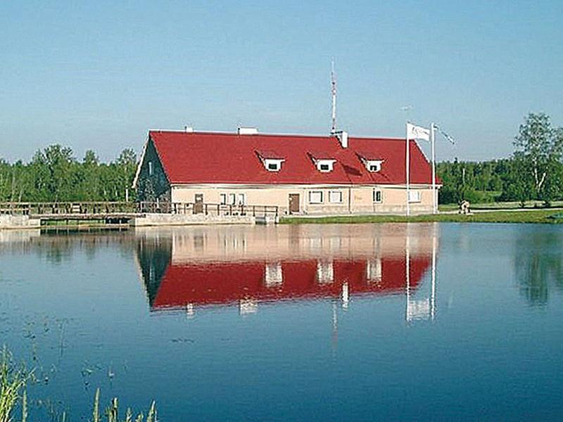 File:Koseveski puhkeala Kääpa jõgi puhkemaja_226.jpg